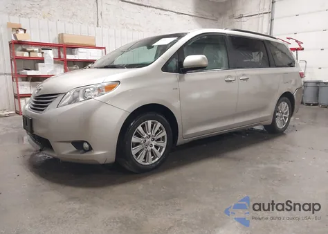 2017 Toyota Sienna Xle/Limited z USA, uszkodzony, nr VIN 5TDDZ3DCXHS147867